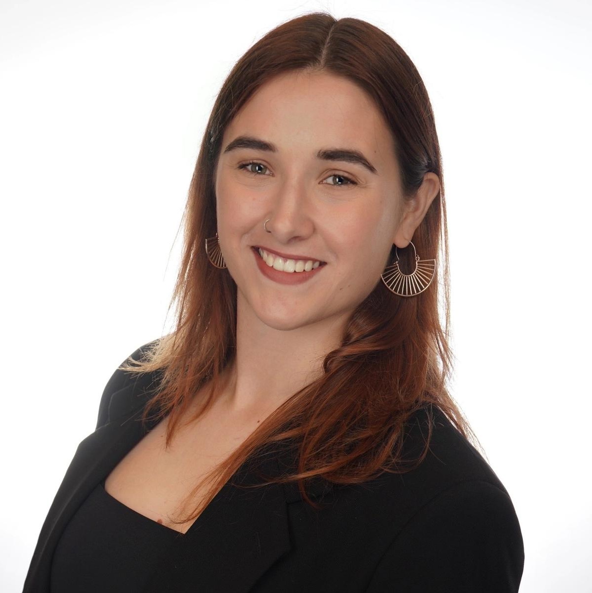 Claire Danna headshot